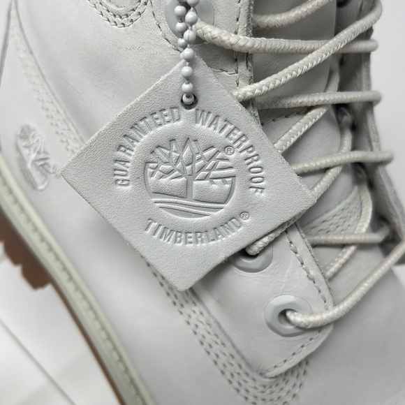 White Timberlands - Picture 2 of 12